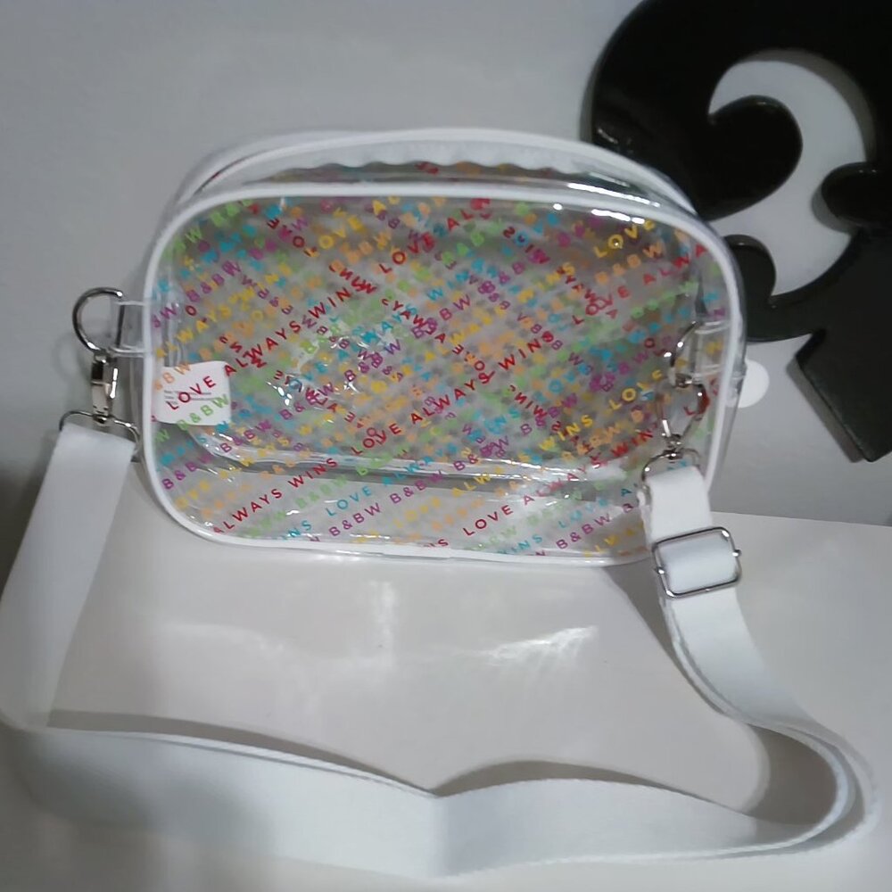 Bath and Body Works Love Always wins travel bag with body strap